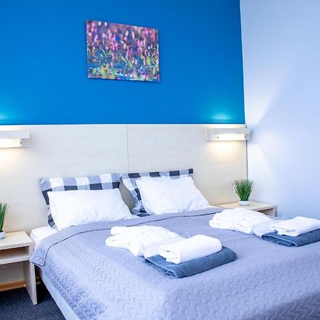 Rija Bauska Hotel Ngoại thất bức ảnh