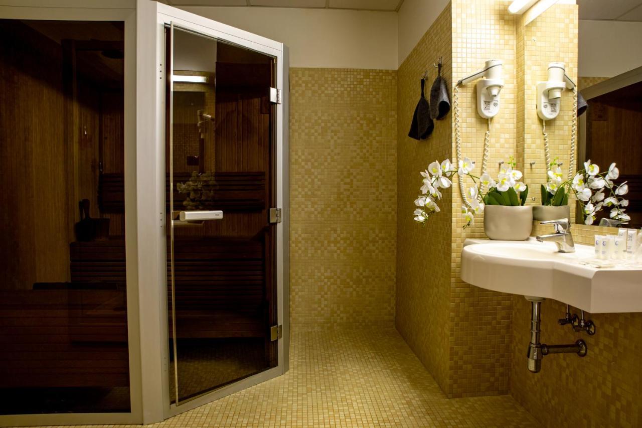 Rija Bauska Hotel Ngoại thất bức ảnh