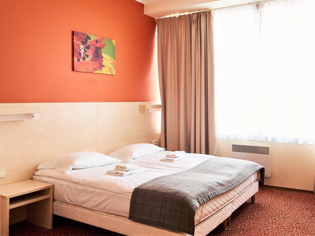 Rija Bauska Hotel Ngoại thất bức ảnh
