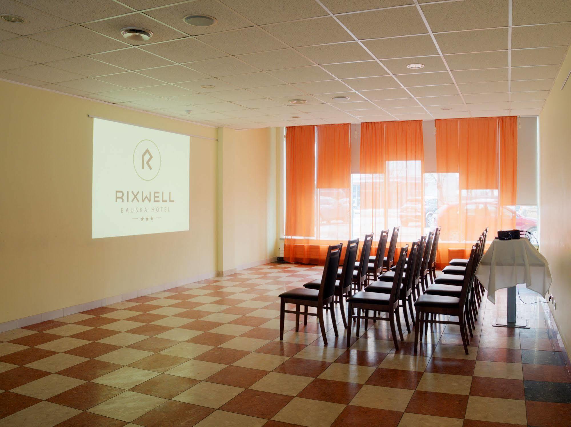 Rija Bauska Hotel Ngoại thất bức ảnh